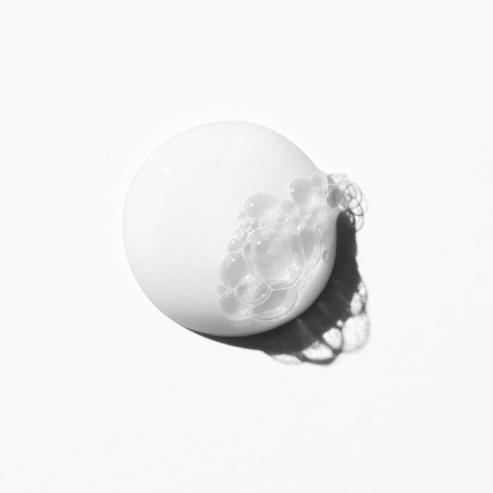 k√©rastase-curl-manifesto-bain-hydratation-douceur-closeup-sniperdeal-exclusive
